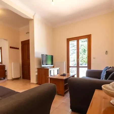 Katerina Bbq & Pool!