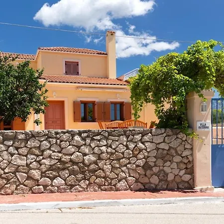 Katerina Bbq & Pool! Villa