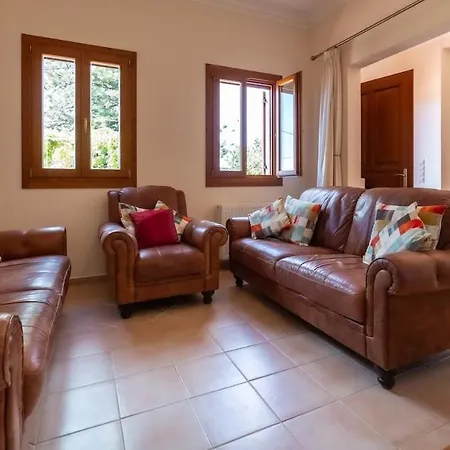 Katerina Bbq & Pool! Villa