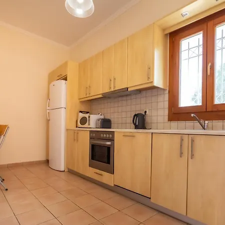 Katerina Bbq & Pool! Villa