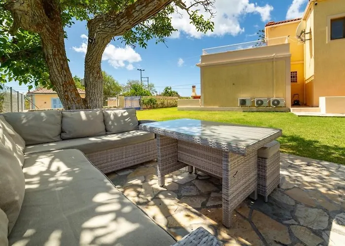 Katerina Bbq & Pool! * Metaxáta