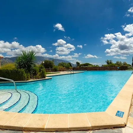 Вилла Katerina Bbq & Pool! Metaxata