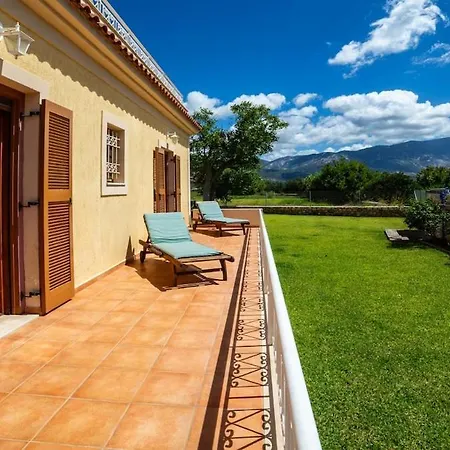 Katerina Bbq & Pool! Metaxata