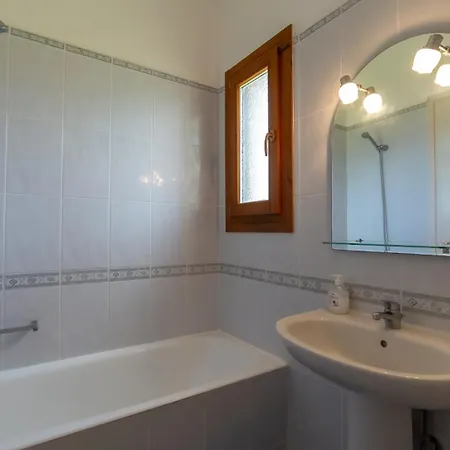 Вилла Katerina Bbq & Pool! Metaxata